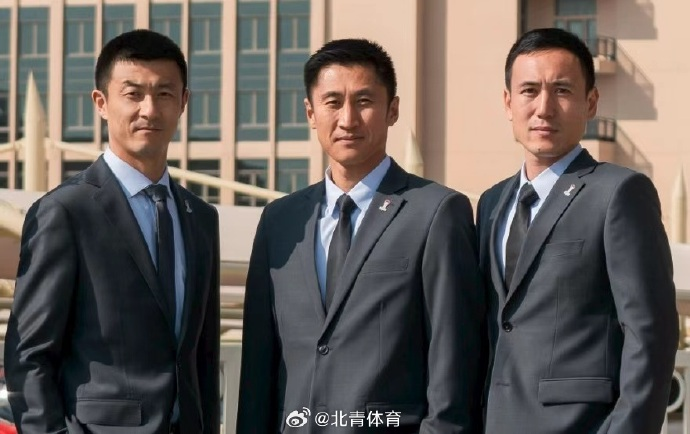 巴黎卖拉莫斯+李刚仁收入破亿，将求购阿克利乌什、迪奥曼德