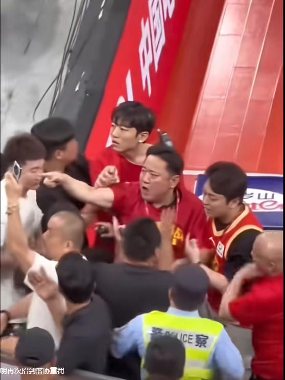 福克斯表态，已走出总决赛G4惊天崩盘阴影，专注备战生死第五战