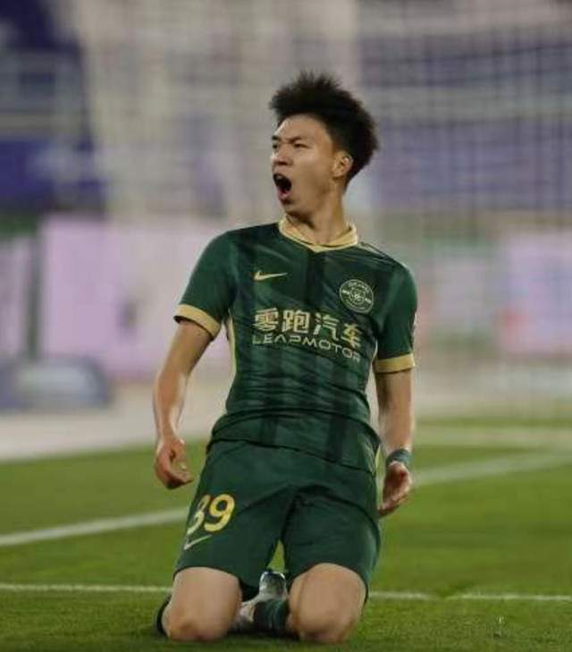 U17男篮虐委内瑞拉!张懿赵杰+2将齐爆,多人贡献,吕飞燕下替补