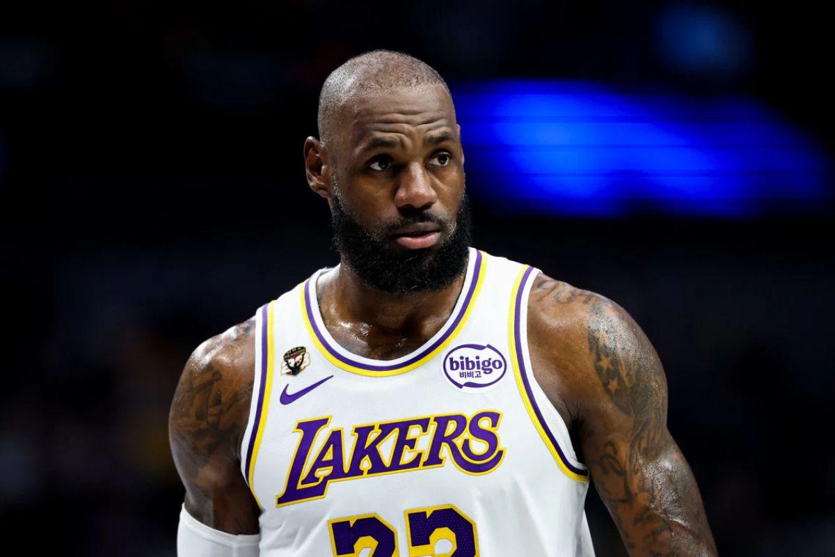 华体会体育-NBA总决赛G5裁判名单揭晓:阵容构成对主队马刺有利?
