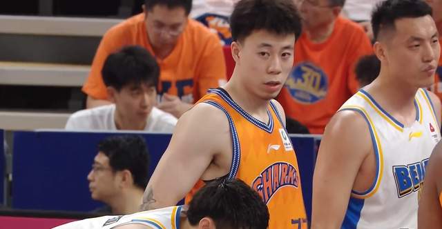 马刺侧翼大将:听他们在我们主场庆祝真的很难受,但我们会回来的