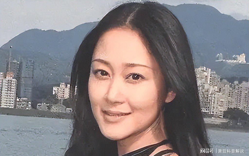 华体会体育-NBA官方晒总冠军定妆照:尼克斯17人出镜 索汉和杰米森没拍上?
