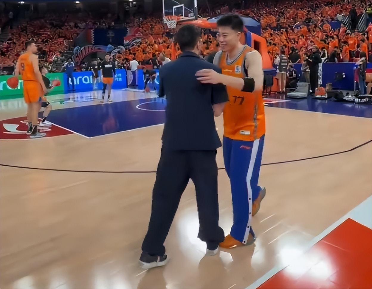 福斯特将吹罚NBA总决赛G5