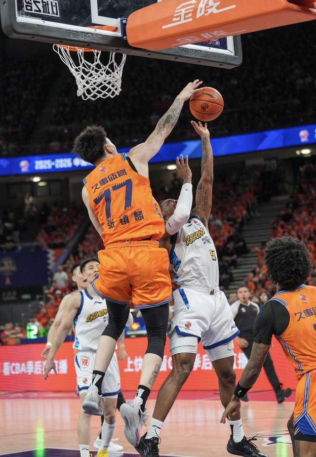 力压姚明!小斯:我是NBA历史第一个高中生身份获得年度最佳新秀