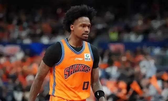 NBA曝多消息 总决G5字母哥交易