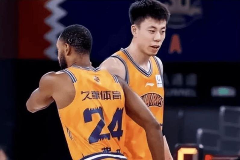 华体会体育他这个命啊!离开湖人,湖人夺冠,离开尼克斯,尼克斯也拿了冠军