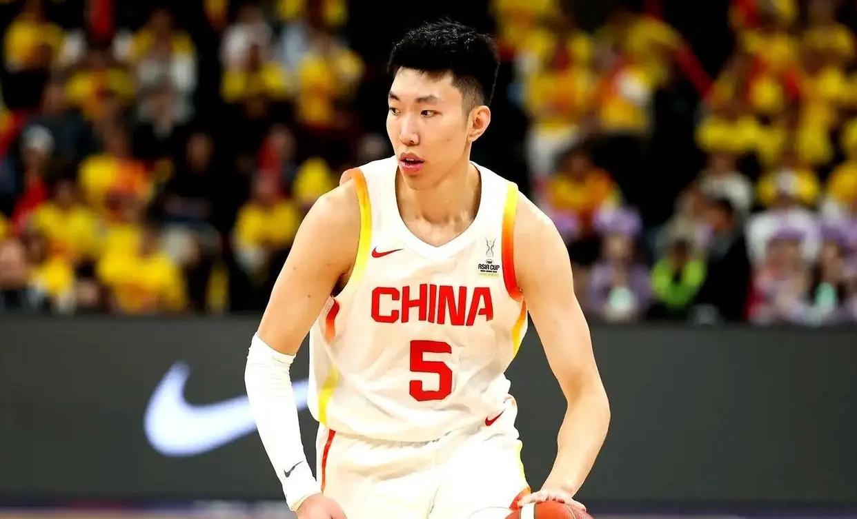 米奇太固执了!G5决战,马刺仍不变阵,福克斯首发,尼克斯也不变