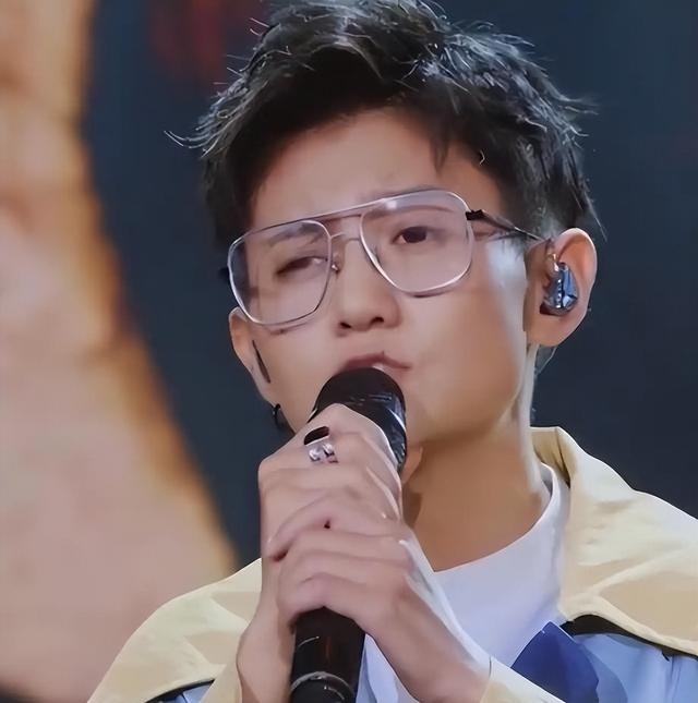 3年4740万！米切尔罗宾逊的加盟，能给凯尔特人带来什么？