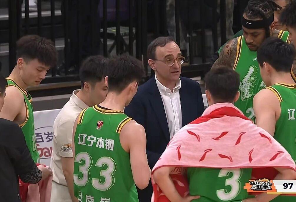 诺伊尔康复将首发世界杯揭幕战