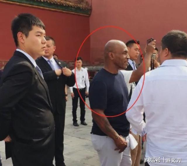 欧文:金球奖竞争开放,凯恩很有希望获奖